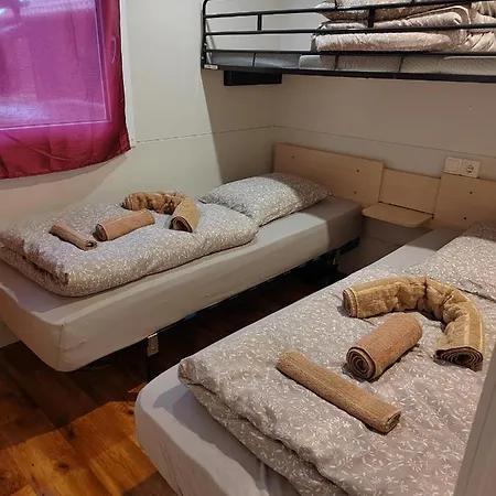 F95 Aqualuna Kamp Natura Swimming Card Not Included *