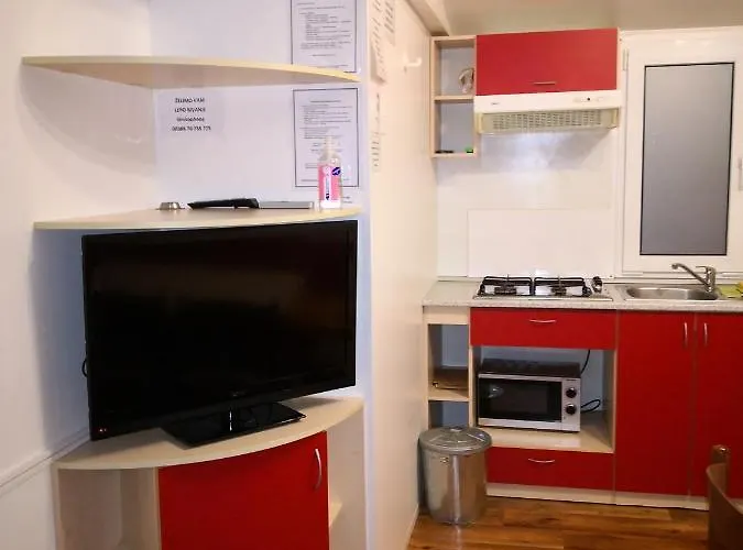 Appartement F95 Aqualuna Kamp Natura Swimming Card Not Included Podčetrtek