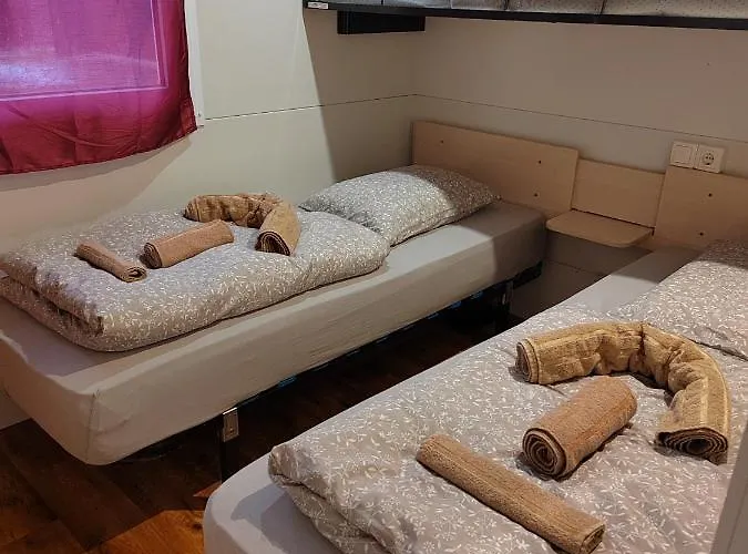 F95 Aqualuna Kamp Natura Swimming Card Not Included *