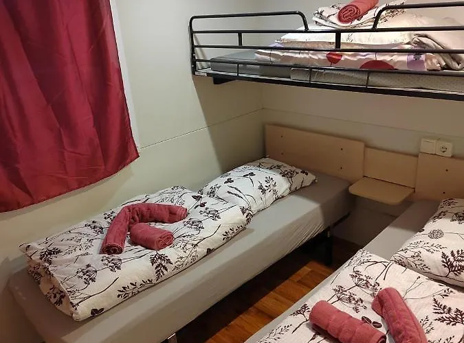 Appartement F95 Aqualuna Kamp Natura Swimming Card Not Included Podčetrtek